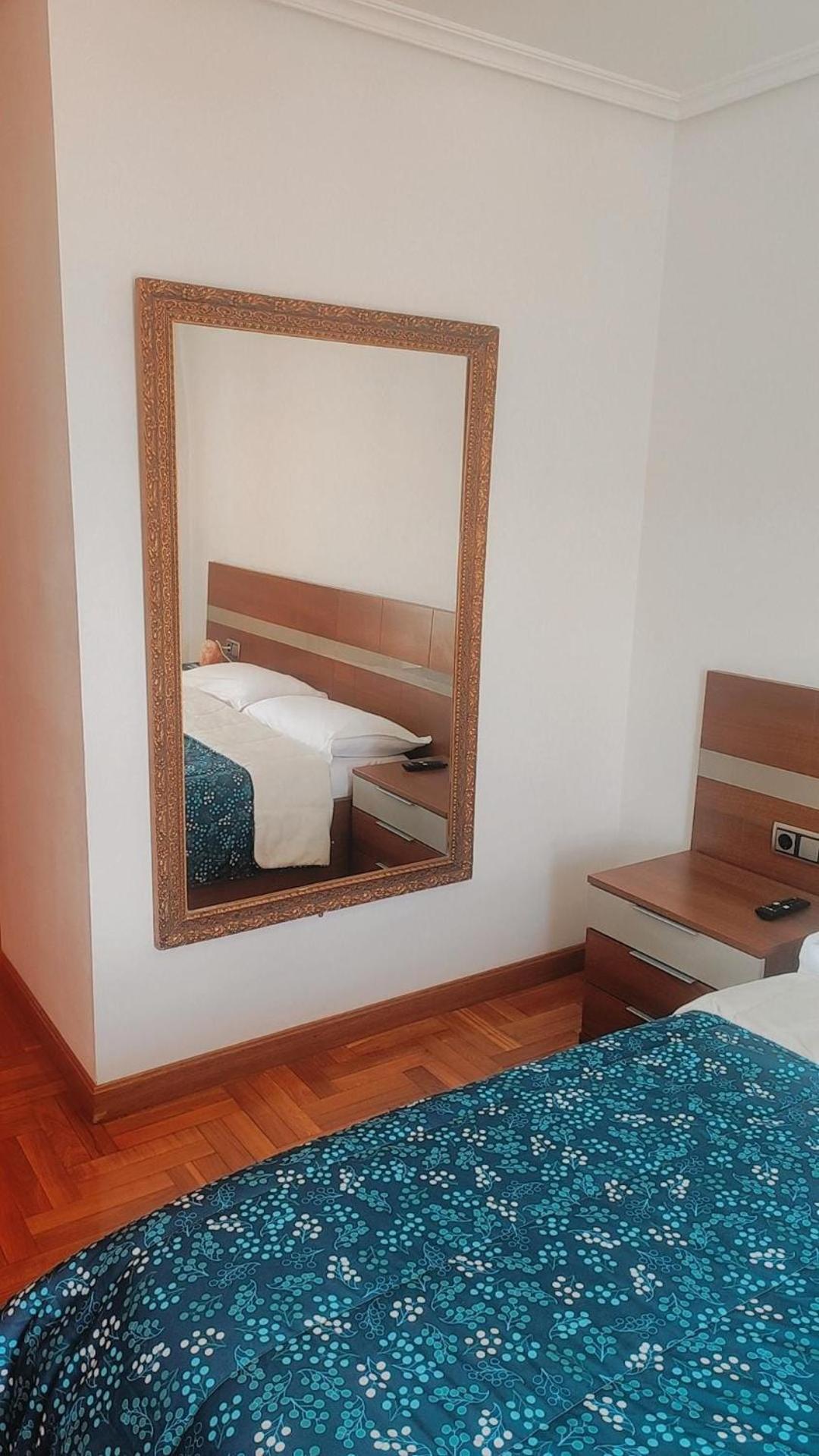 Habitacion Renfe パンプローナ エクステリア 写真