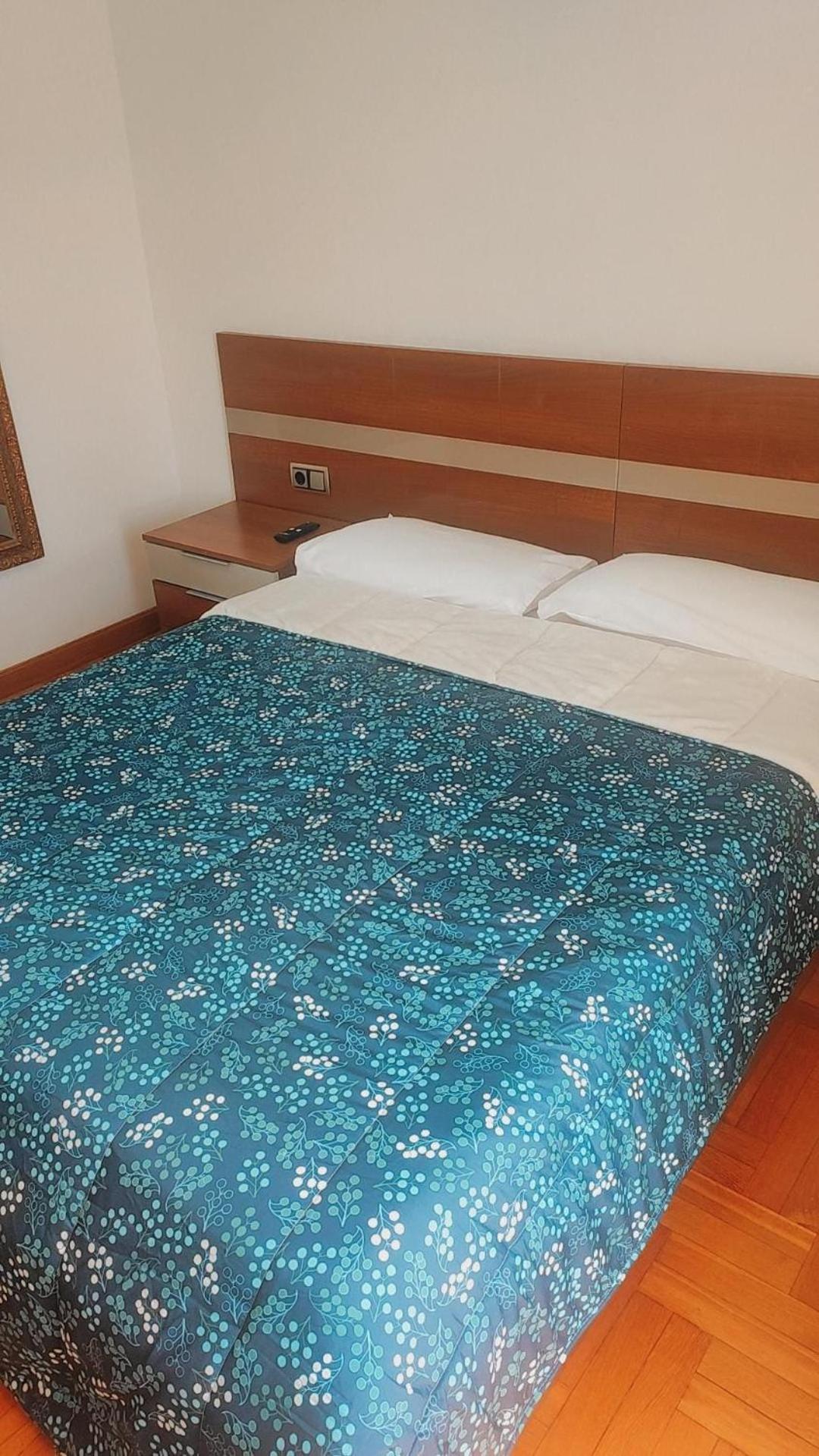 Habitacion Renfe パンプローナ エクステリア 写真